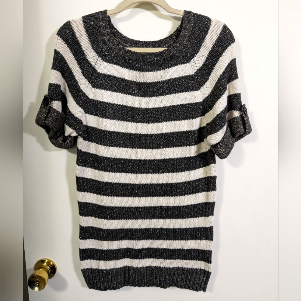 Ann Taylor gray and white sweater